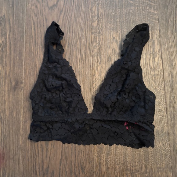 La SENZA Black Lace Bralette - Picture 2 of 4